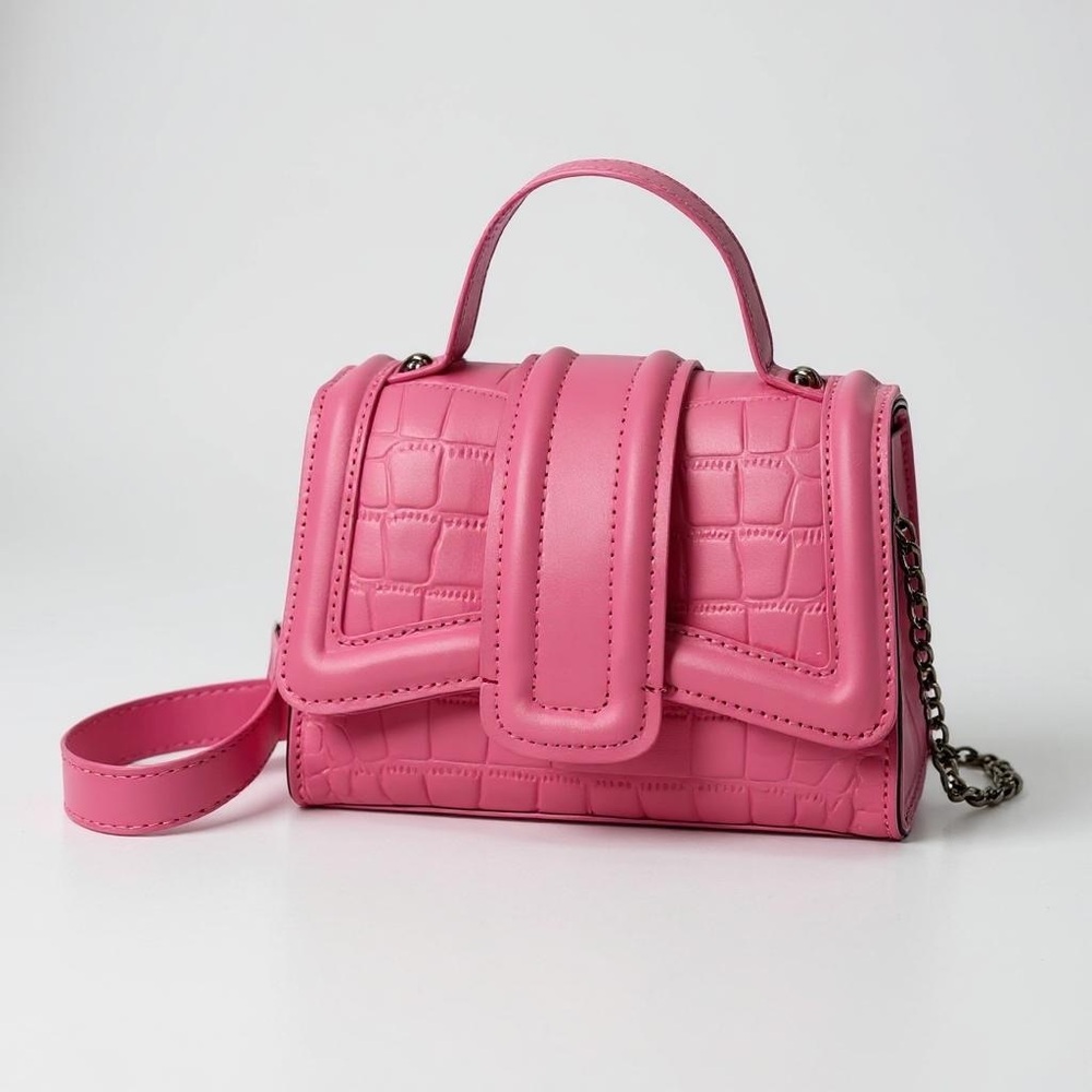 💖 Square Pink Crossbody Bag — Never Worn! 💖
